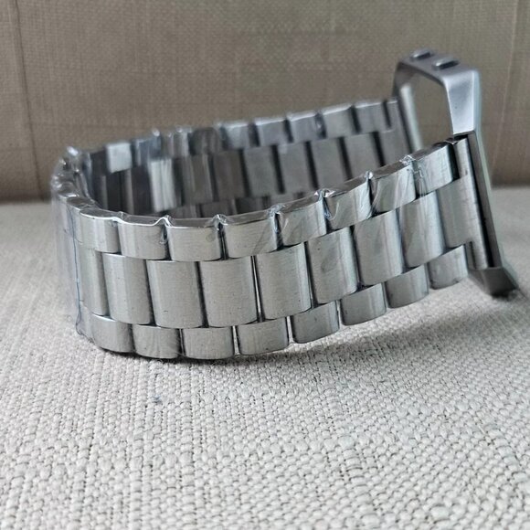 Oitam Replacement Band for Fit Bit BLAZE Silver Tone Metal Strap Size 9 inches - Picture 6 of 9